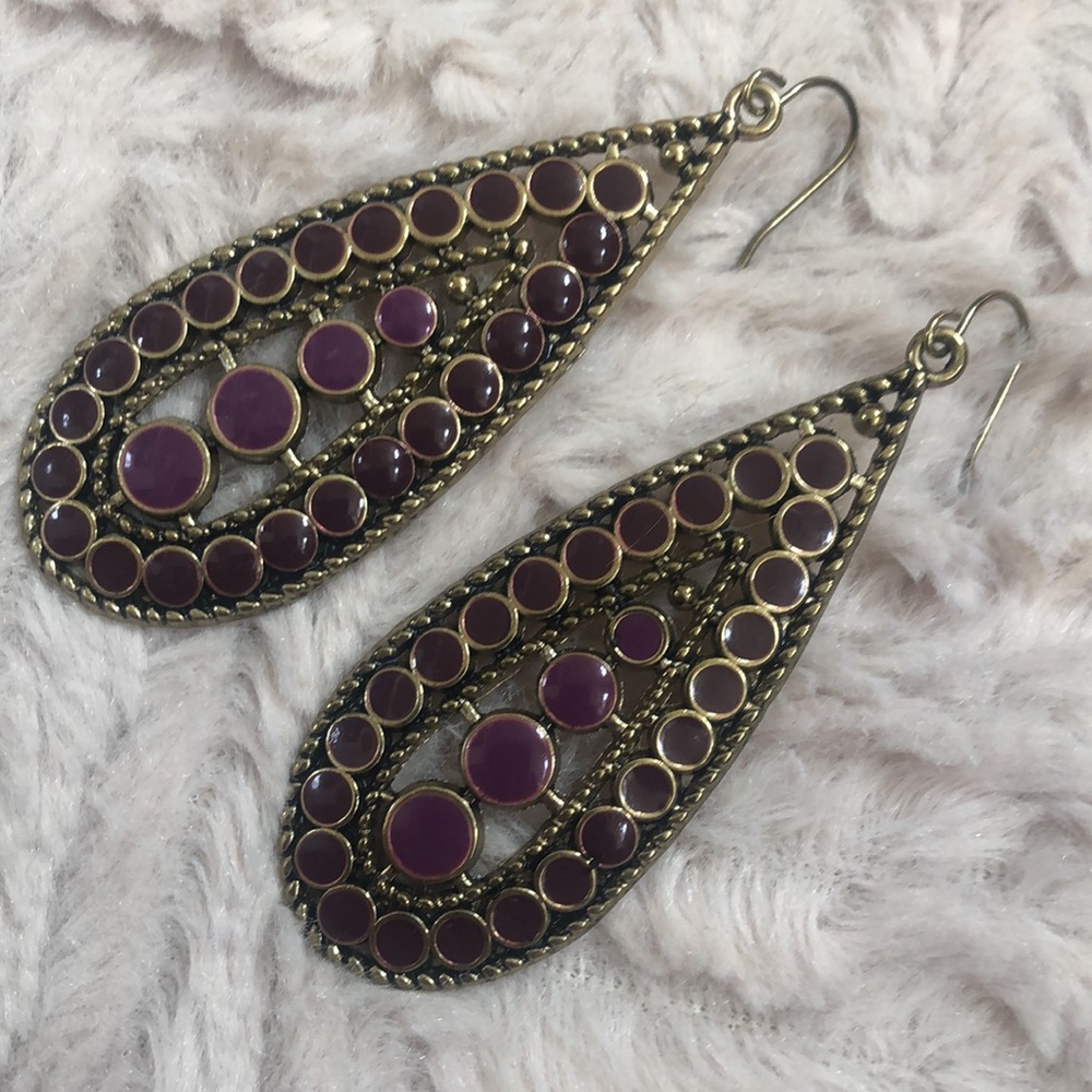 Tear drop shaped earrings nickel free, fuchsia and gold colors